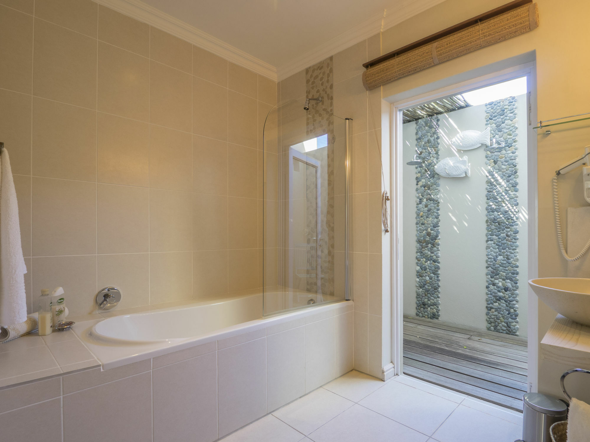 Bahari Beach House Plettenberg Bay Bagian luar foto