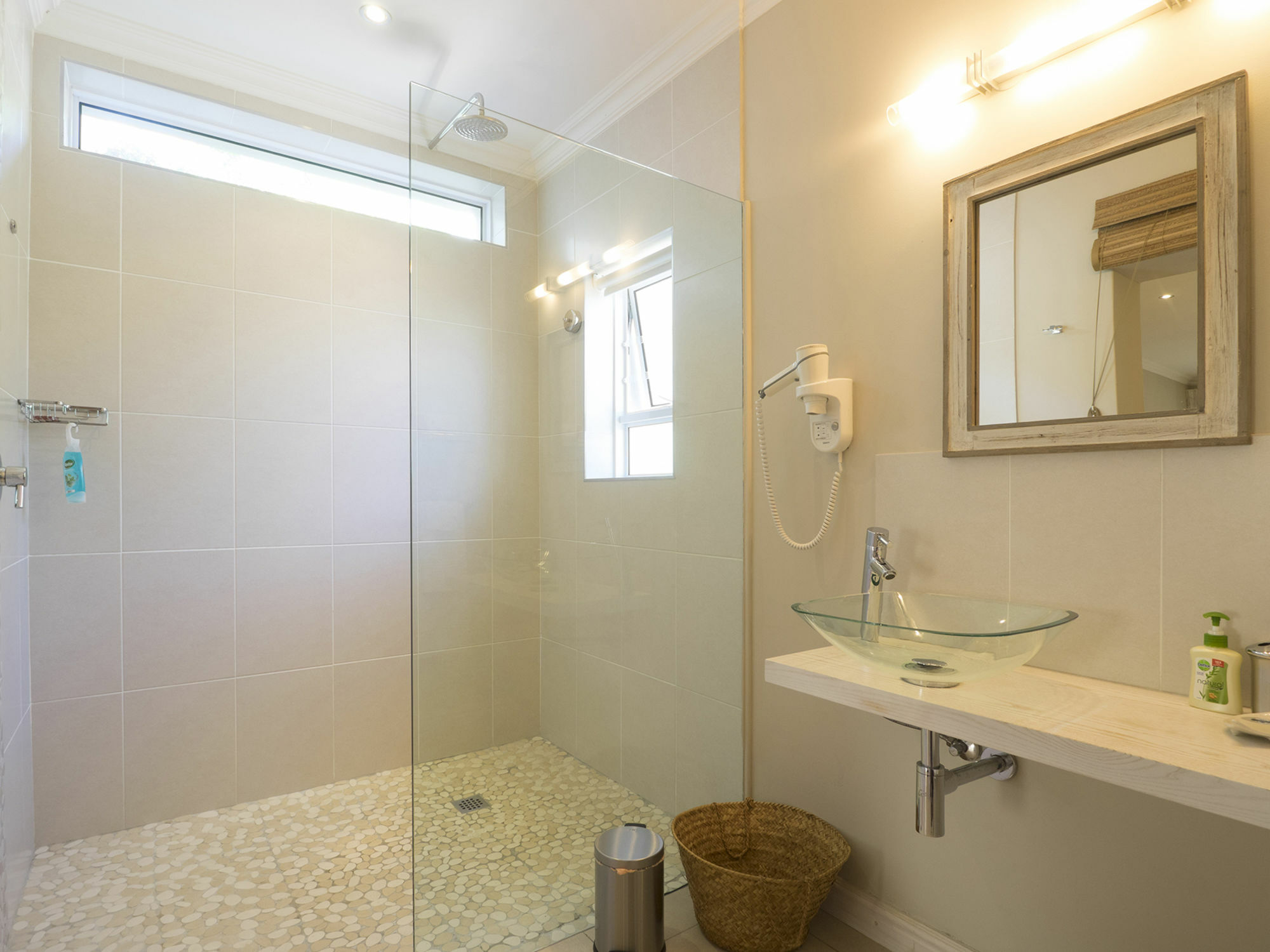 Bahari Beach House Plettenberg Bay Bagian luar foto